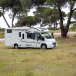 Découvrez des destinations idéales pour un week-end en camping-car cet automne