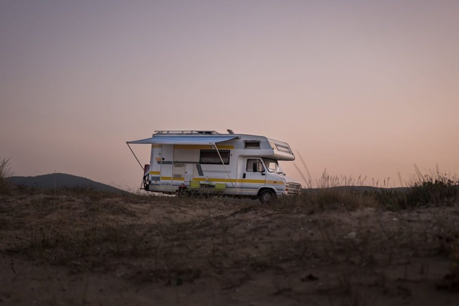 Un camping-car sur la route