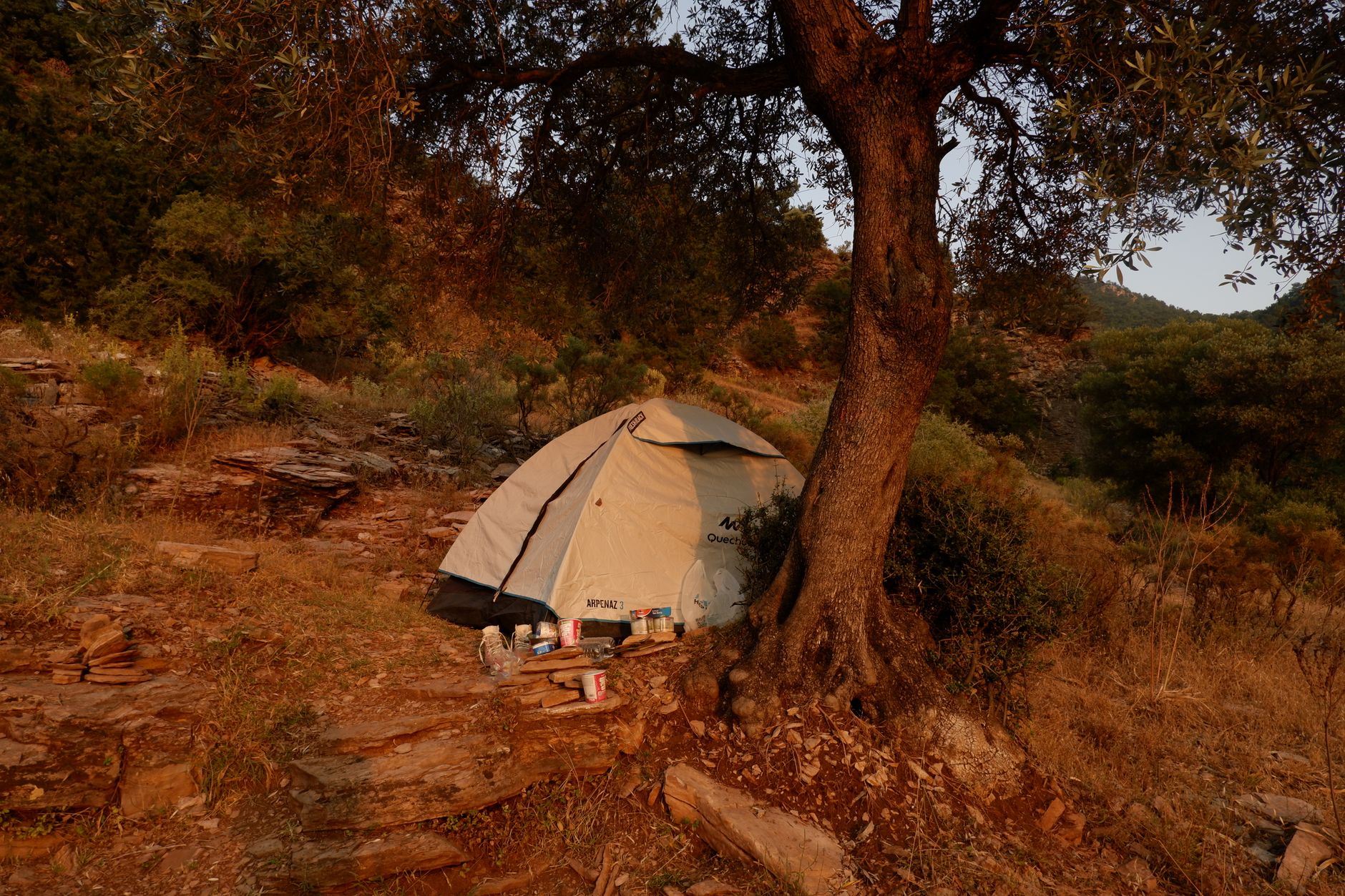 Camping sauvage en Espagne : dix-sept communautés, dix-sept régimes
