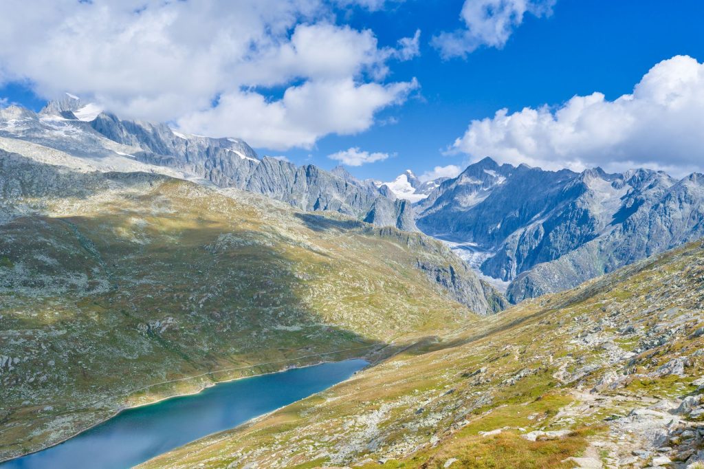 Camping sauvage en Suisse : vingt-six règles, pas une