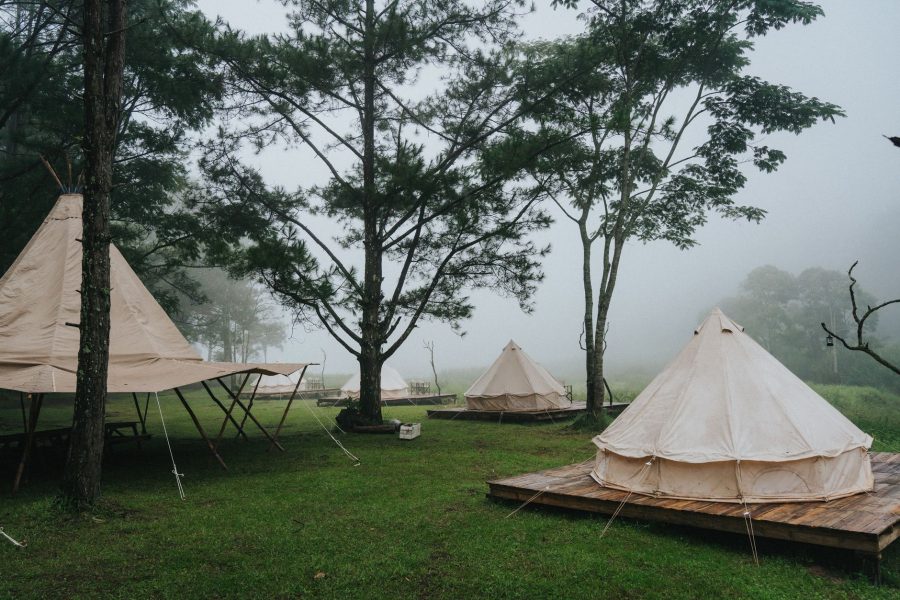 Choisir sa tente : Les erreurs à éviter pour un camping réussi